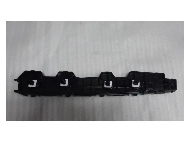 Rear bumper · 后保险杠右前支架总成