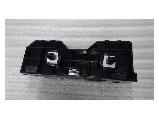Rear bumper · 后保险杠左后支架总成