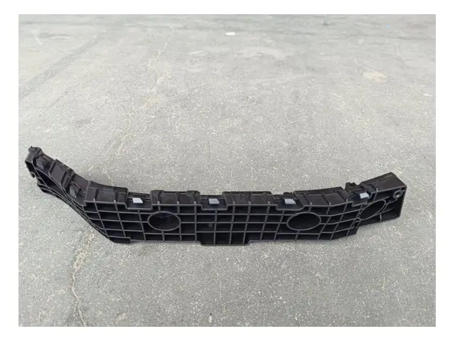 Rear bumper · 后保险杠右前支架总成
