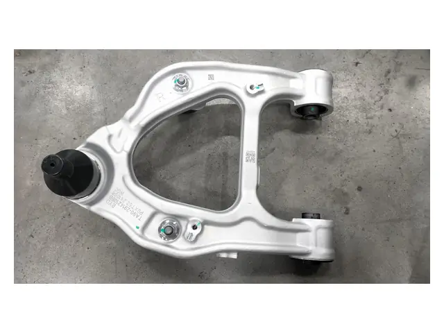 Control arms · 后悬右上臂总成