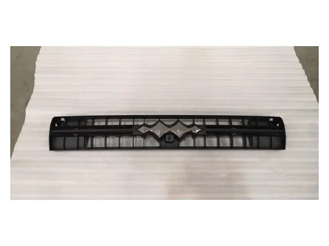 Front bumper · 前格栅总成