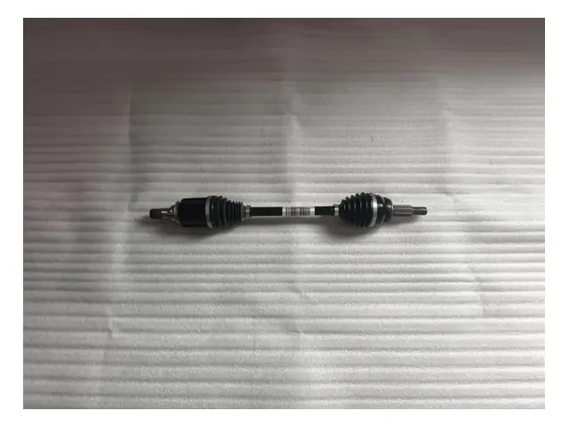 Drive shafts · 左前传动半轴总成