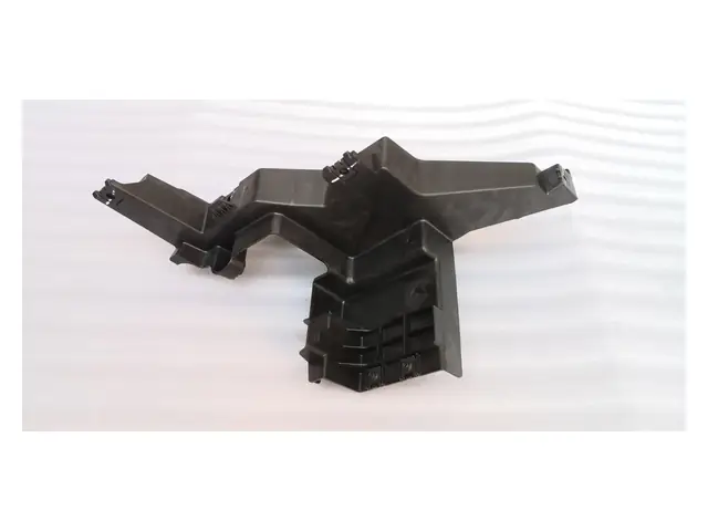 Front bumper · 前保左支撑支架总成