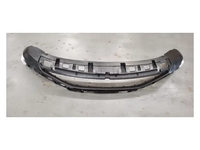 Front bumper · 前保险杠下本体