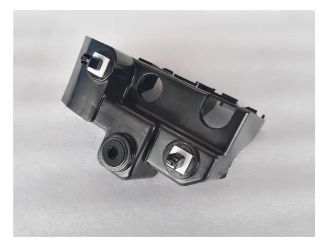 Rear bumper · 后保险杠右后支架总成