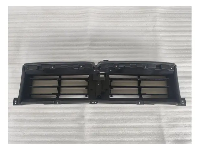 Front bumper · 主动进气格栅总成