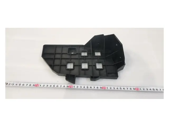 Rear bumper · 后保险杠右下支撑支架总成
