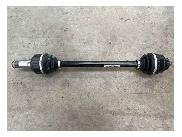 Drive shafts · 右后传动半轴总成
