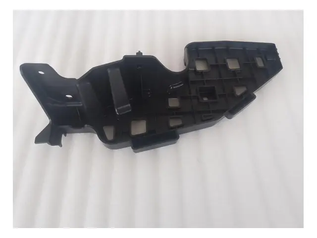 Rear bumper · 后保险杠左下支撑支架总成