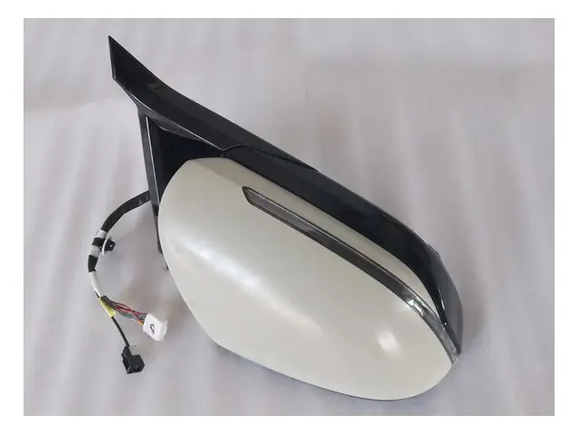 Rear-view mirrors · 右外后视镜总成
