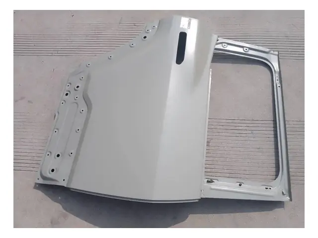 Doors and body sides · 右后门总成