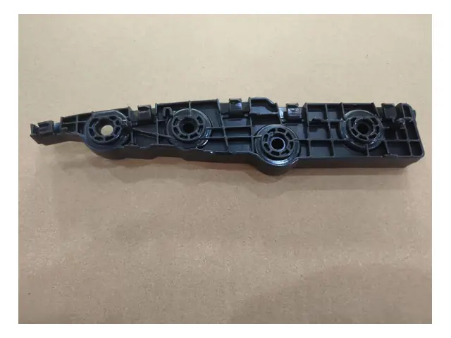 Front bumper · 前保险杠右支架