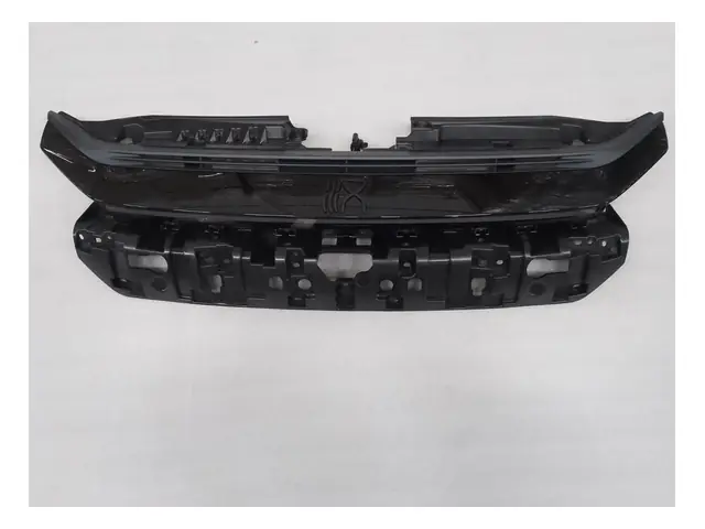 Front bumper · 前保险杠龙须亮饰条分装总成