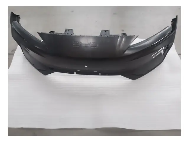 Front bumper · 前保险杠上本体